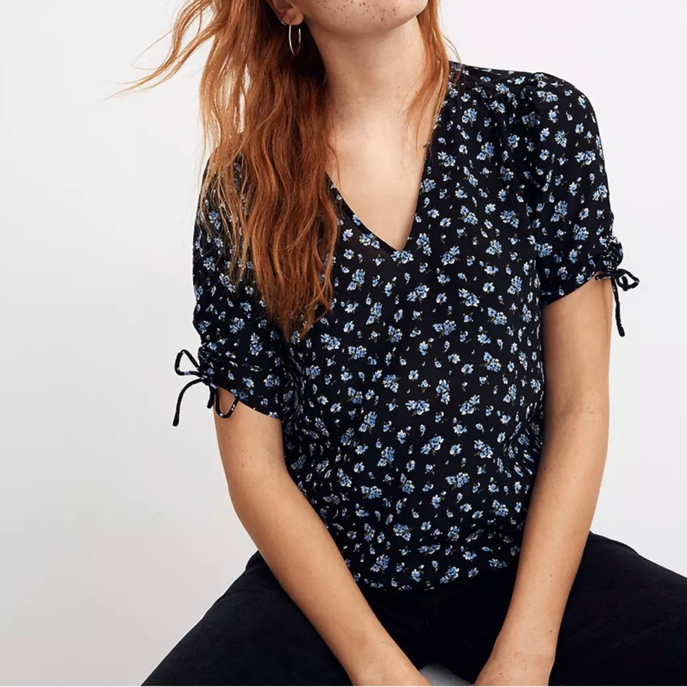 Madewell Silk Cinch-Sleeve Top in Baby's Breath | Size Medium